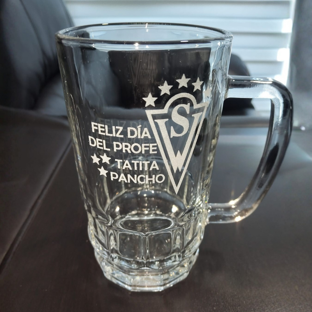 1 Shopero con grabado láser personalizado.